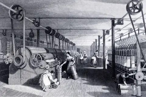 Alamy A print from 1830 showing the carding, drawing and roving of cotton in a steam-powered factory Alamy A print from 1830 showing the carding, drawing and roving of cotton in a steam-powered factory
