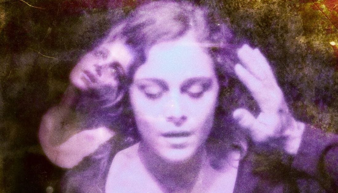 Ariane Labed in Guy Maddin's Seances