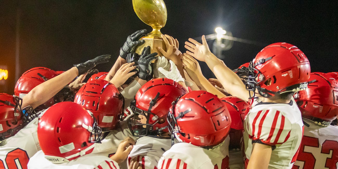 High School Football: Wahkiakum clobbers Naselle in Km Mountain Battle