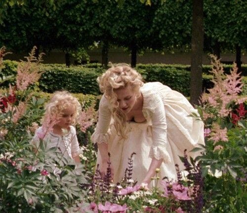 Marie Antoinette and daughter | Marie antoinette, Marie antoinette 2006,  Marie antoinette movie