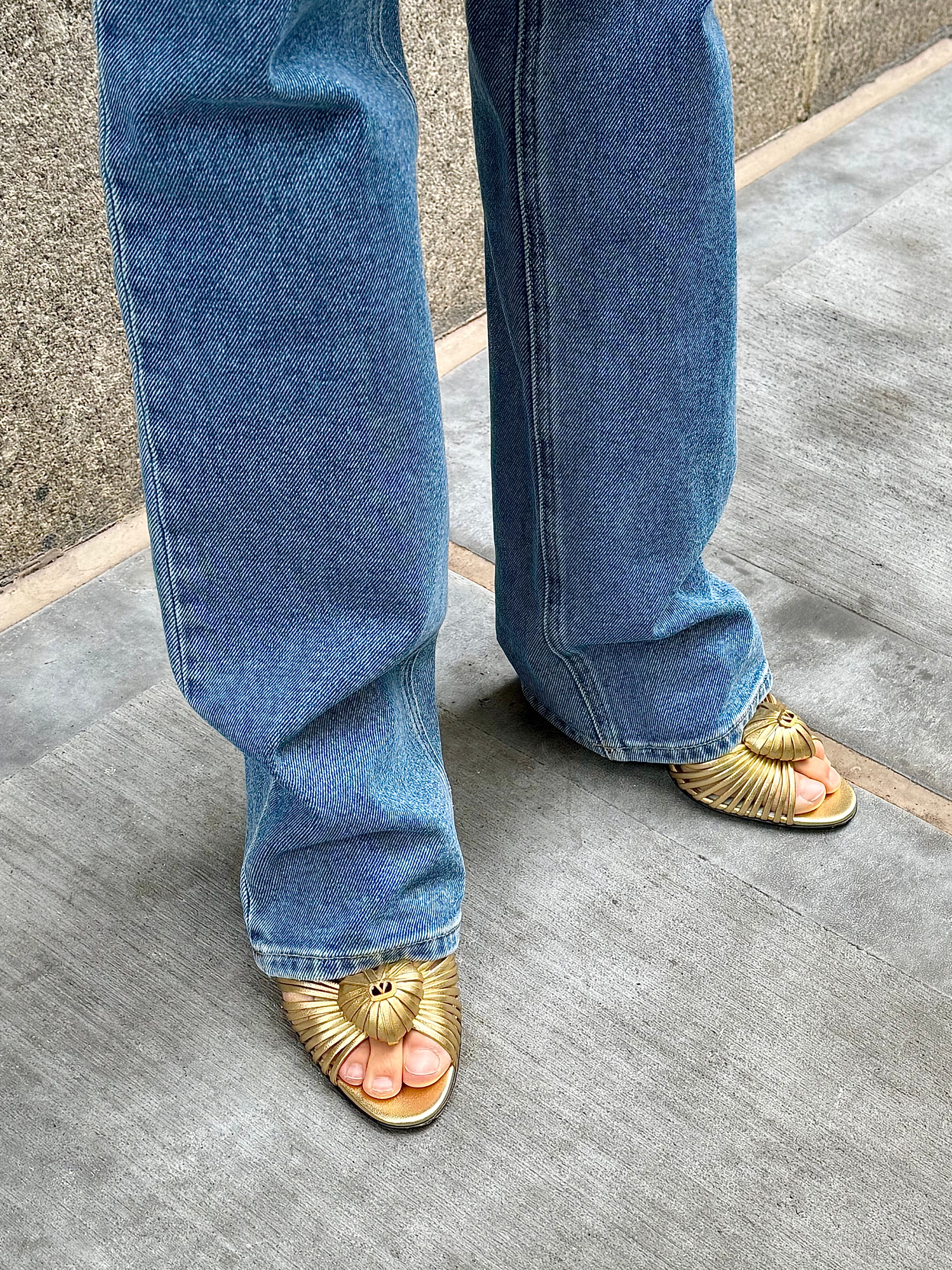Jeans and heels - The Cereal Aisle by Leandra Medine Cohen