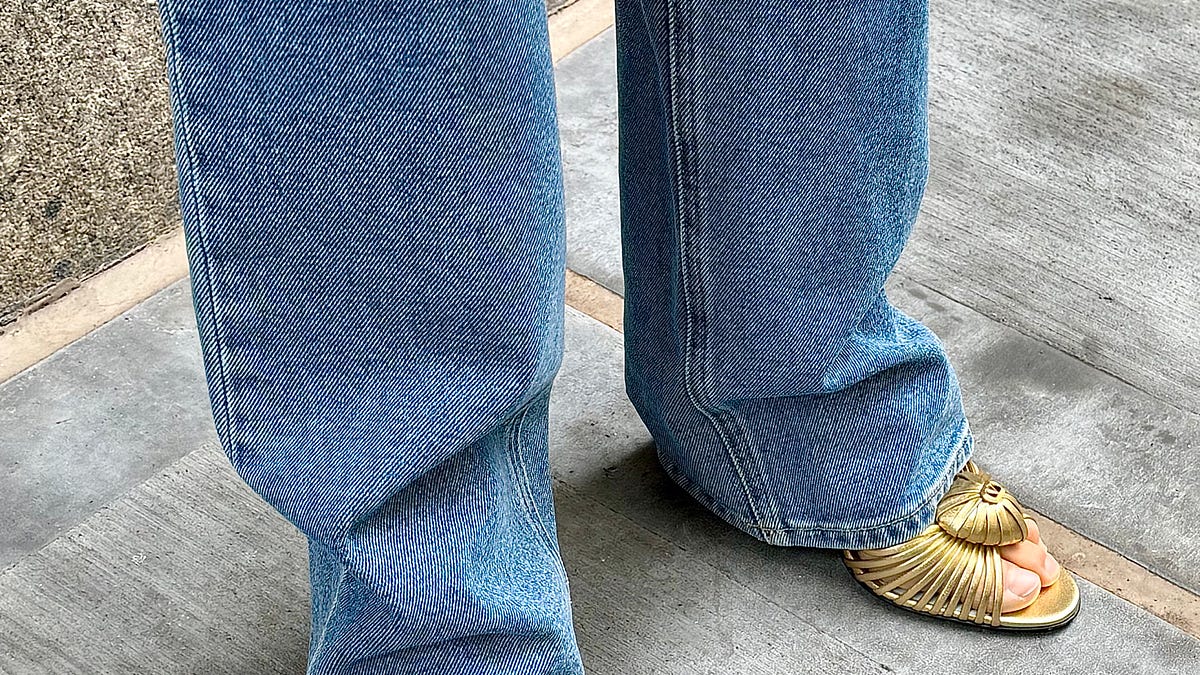 6aace88b-cc95-4d29-b649-