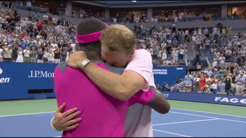 Shelton, Tiafoe and Sabalenka secure U.S. Open wins during late night play