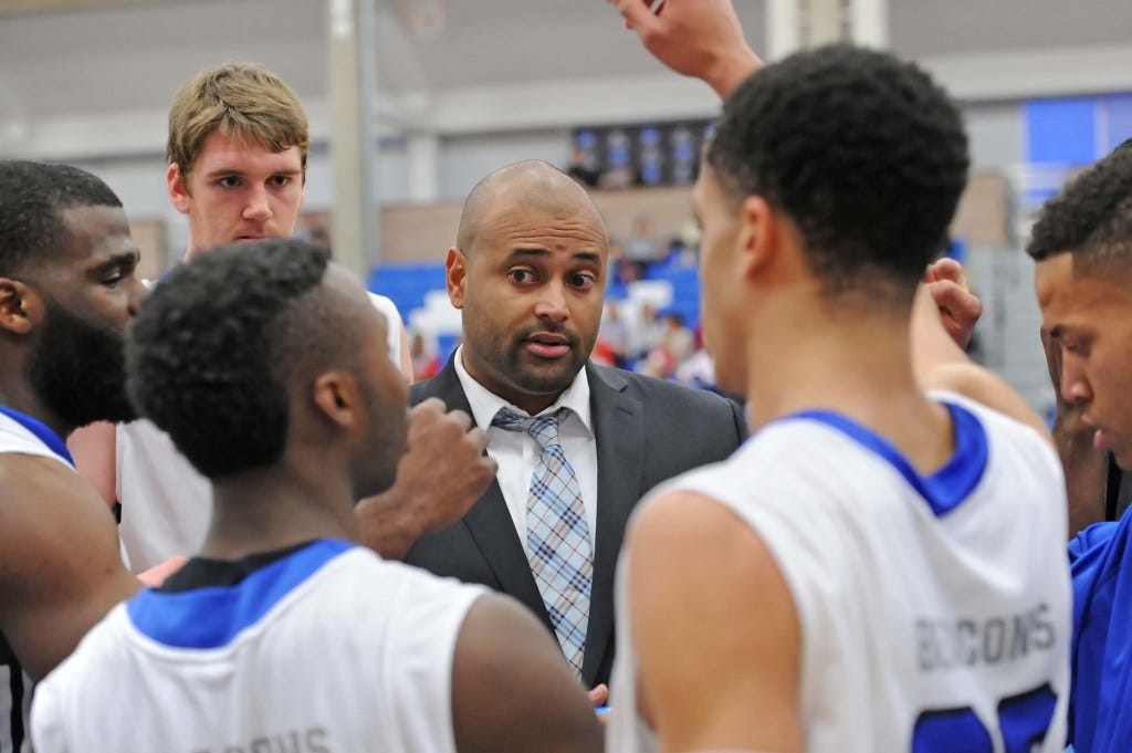 Harris leads UMass-Boston with makeshift roster – Boston Herald