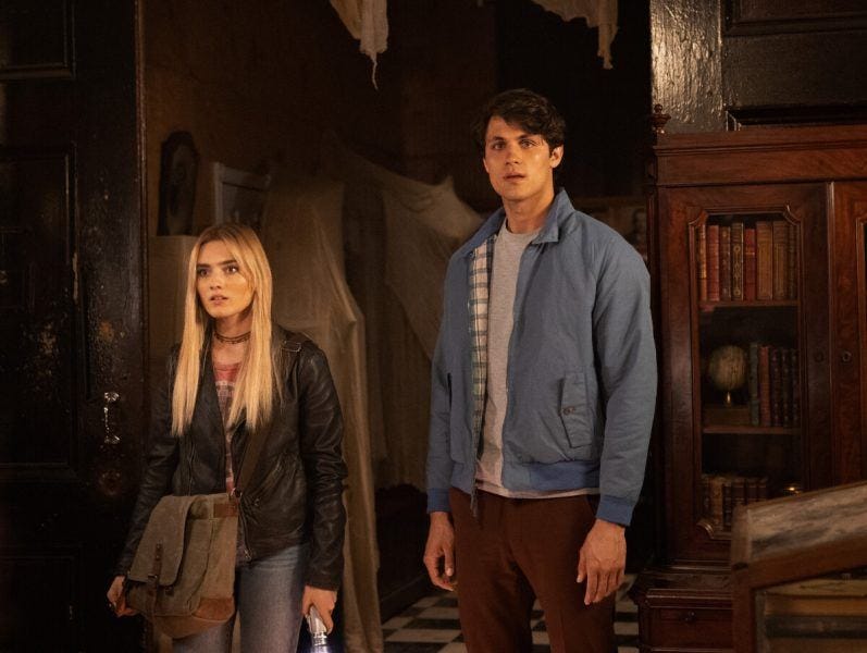 Men of Letters enter Winchesters world with John and Mary Men of Letters enter Winchesters world with John and Mary