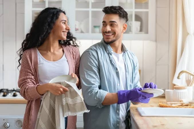 What does a committed relationship look like? | Gottman Institute