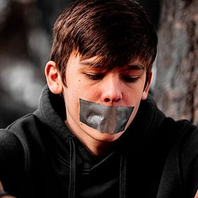 Tartamudez: Comprendiendo sus causas, desarrollo y tratamiento