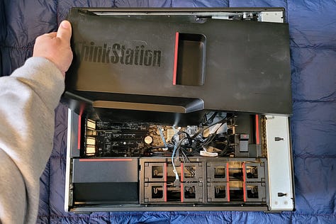 Removed shroud to reveal CPU