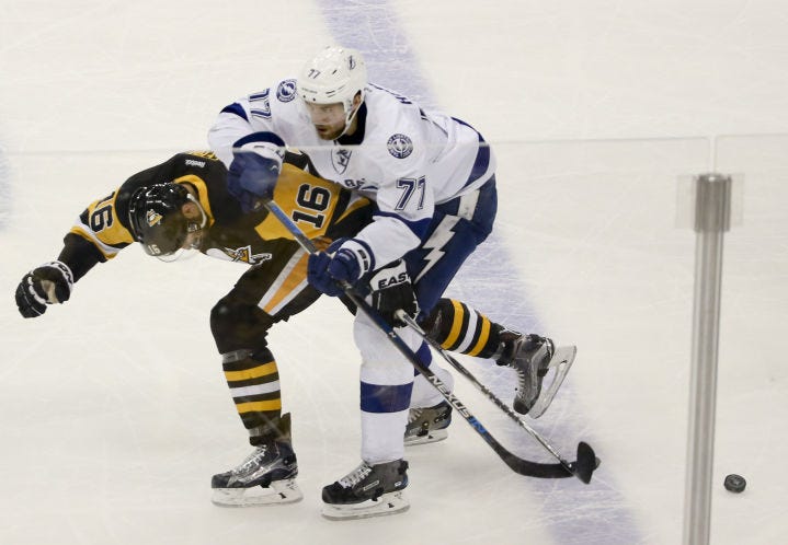 penguins push out lightning for conference lead penguins push out lightning for conference lead