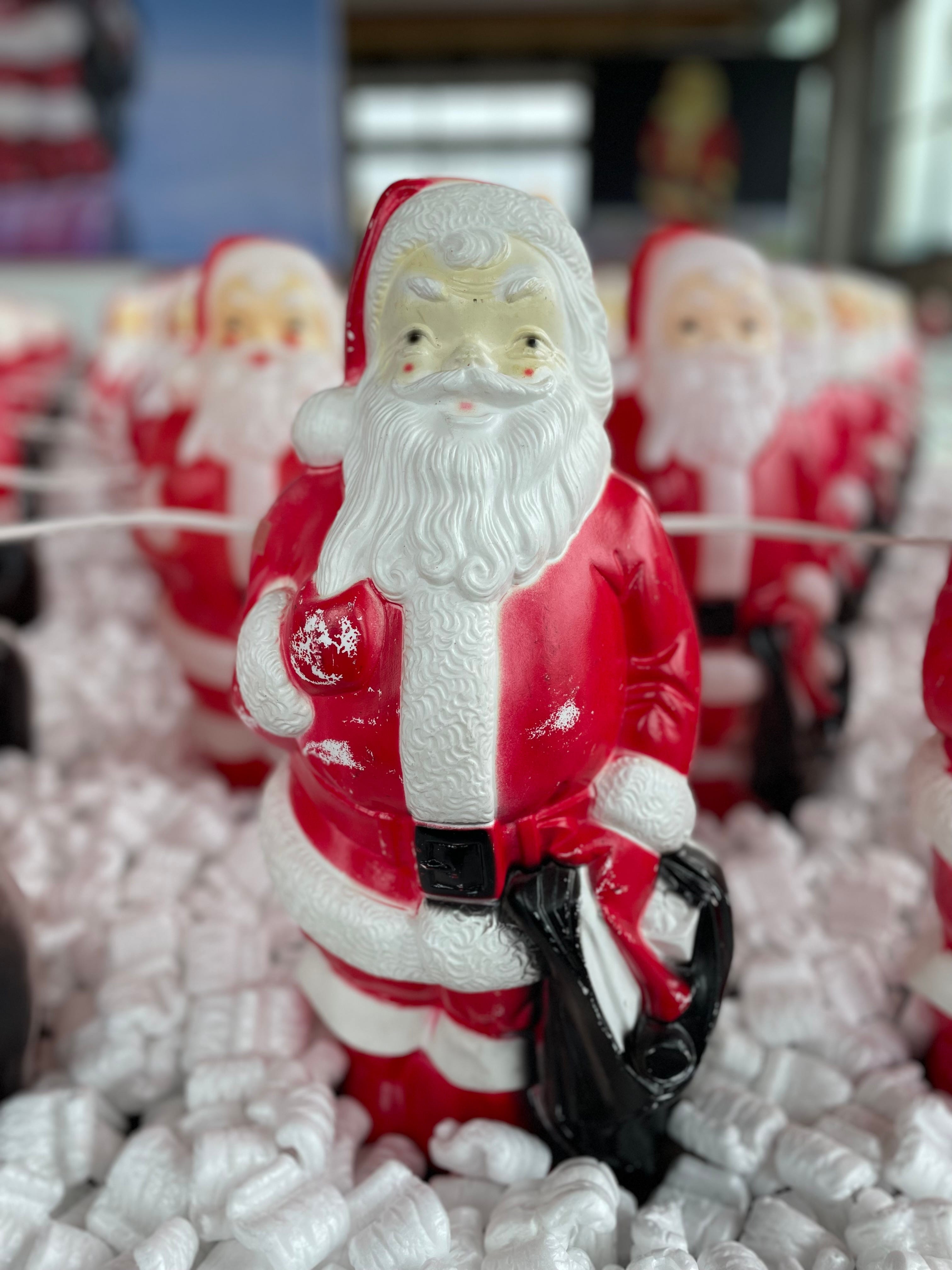 Encore Holiday Special: The Santa Clones Are Coming to Town