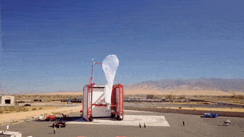 Internet from Solar-Powered Balloons? Loon Brings Mesh Connectivity from 12  Miles Up - News