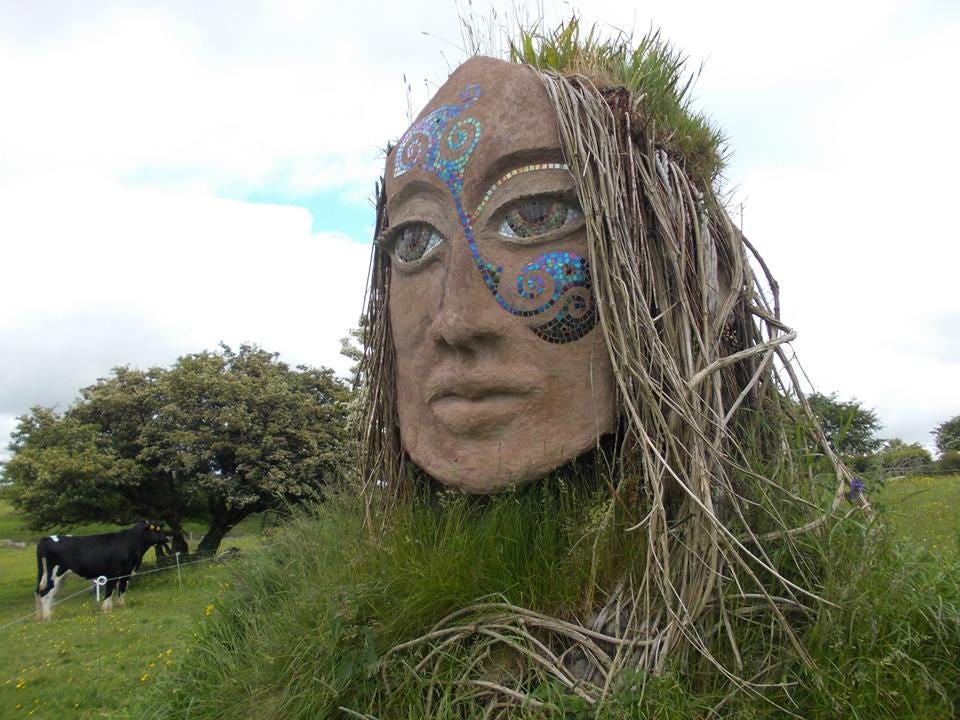 Hill of Uisneagh Ireland.jpg