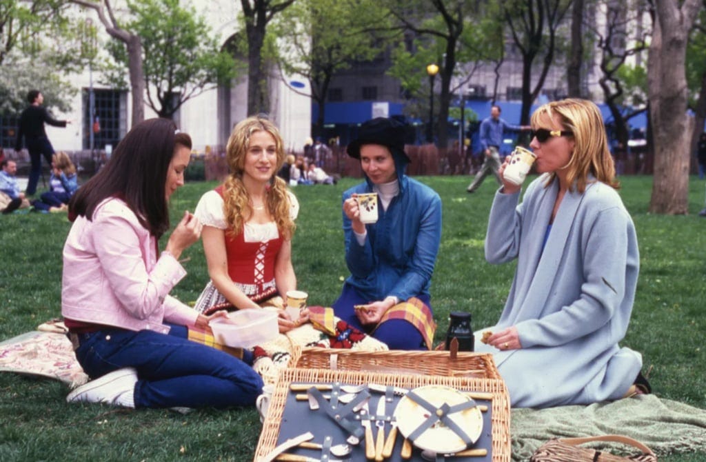 Sex and the City's guide to New York City: eat cupcakes like And Just Like  That's Carrie and Miranda at Magnolia Bakery, visit Charlotte's Louis K.  Meisel Gallery, and hang at Soho