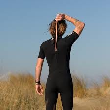 Which Zip system to choose for your wetsuit ? Chest or Back Zip ? – Saint  Jacques Wetsuits
