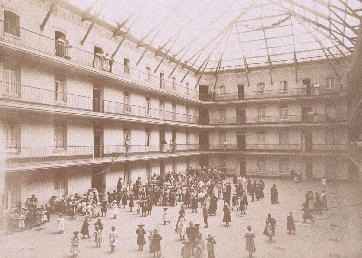 Le Palais social ou Familistère - Le Familistère de Guise