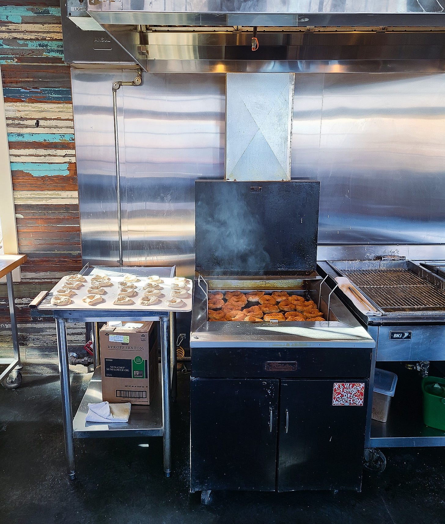 Hole Doughnut's Fryer