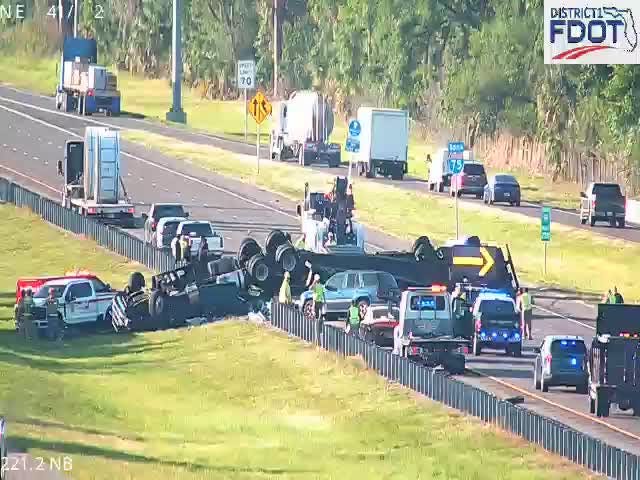 Fatal Multi-Vehicle Crash Closes Southbound I-75 at State Road 64