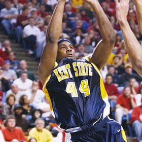 Pro Football Hall of Famer Antonio Gates and The Glory Days of MAC Basketball