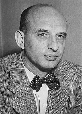 A person wearing a bow tie

AI-generated content may be incorrect.