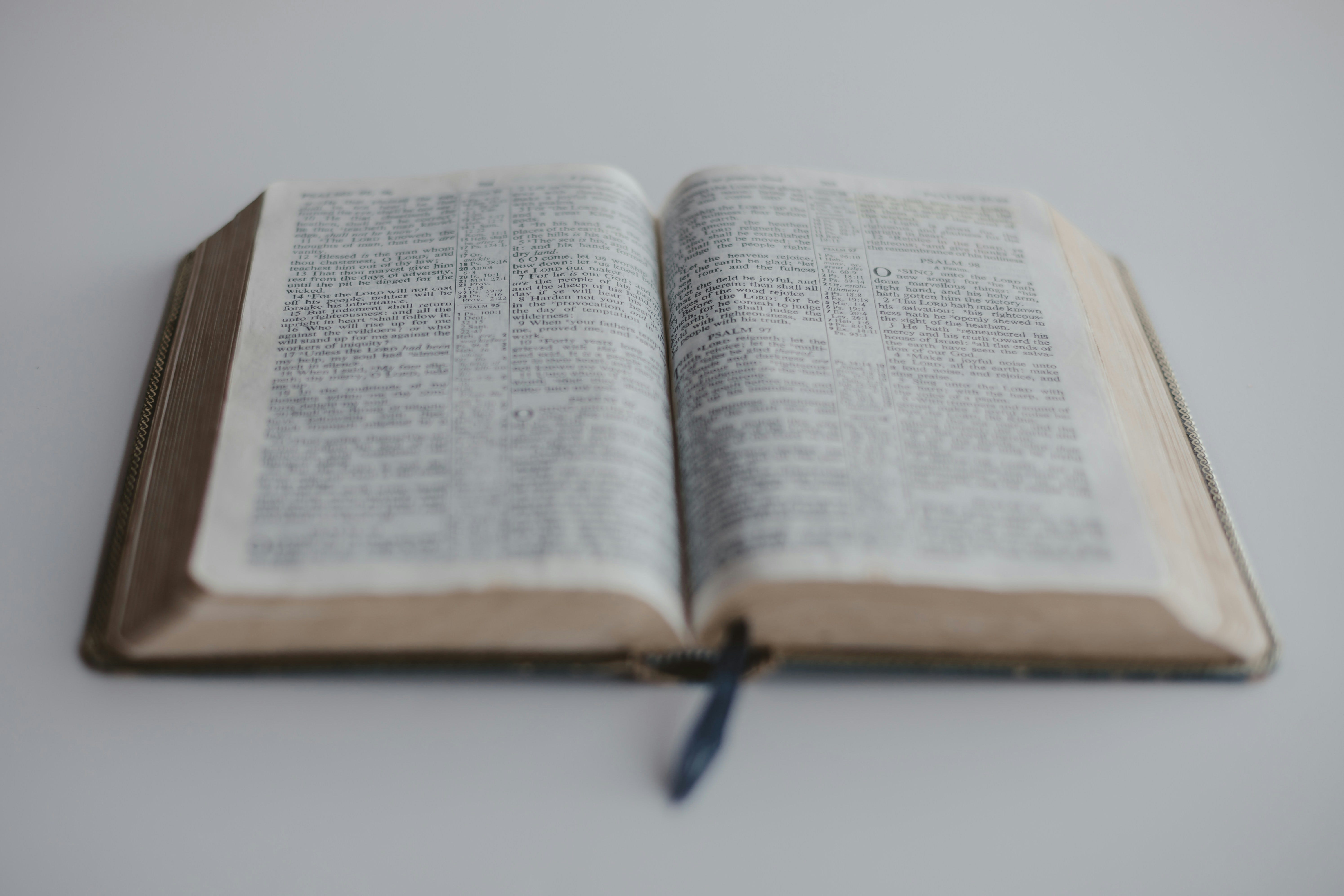 The Scripturs The Scripture Cannot Be Broken - by Andy Sochor