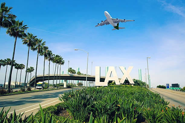 1,300+ Landing Lax Stock Photos, Pictures & Royalty-Free Images - iStock | Plane  landing lax