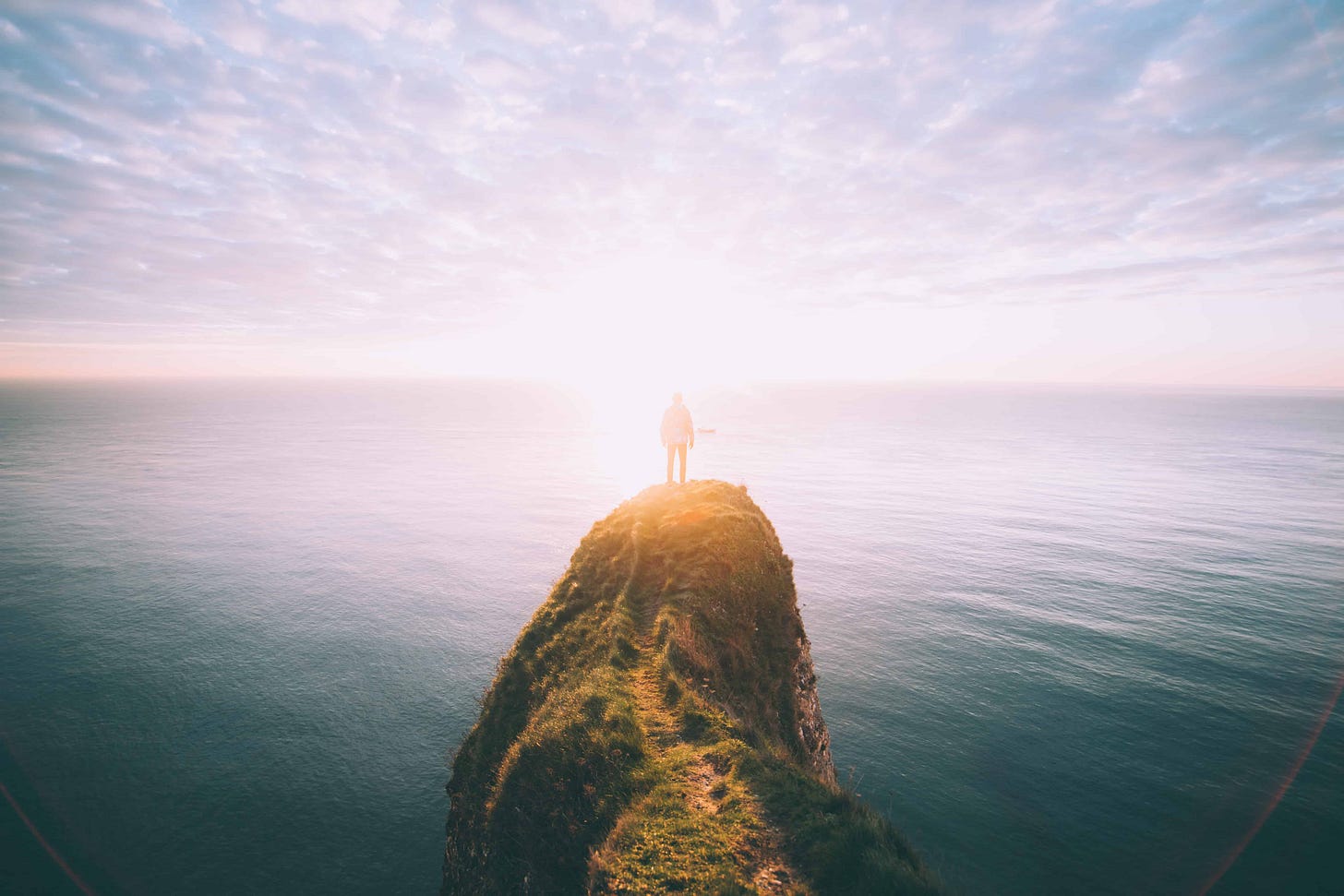 3 Questions You Must Answer To Create A Morning Routine That Will Transform Your Life