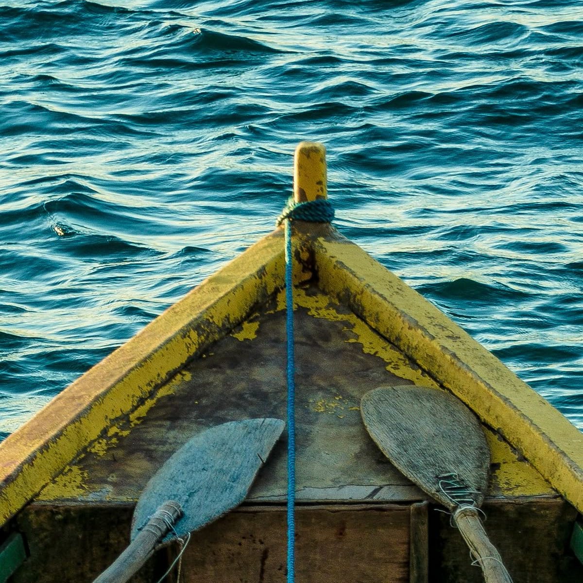 jangada (em mar aberto)