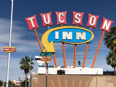 Sleek 20th Century Tucson Motels May See New Life as College Housing -  Construction Reporter
