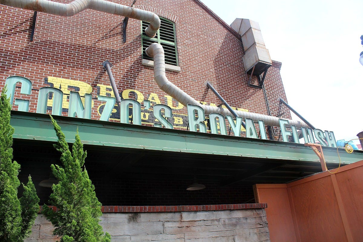 The Gonzo's Royal Flush sign at Disney's Hollywood Studios in 2016. Image: Theme Park Tourist via Wikimedia Commons The Gonzo's Royal Flush sign at Disney's Hollywood Studios in 2016. Image: Theme Park Tourist via Wikimedia Commons