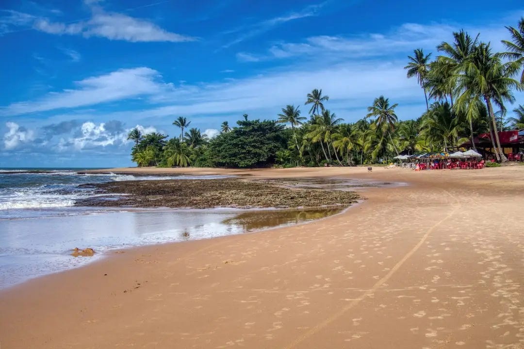 Praia de Tres Coqueiros