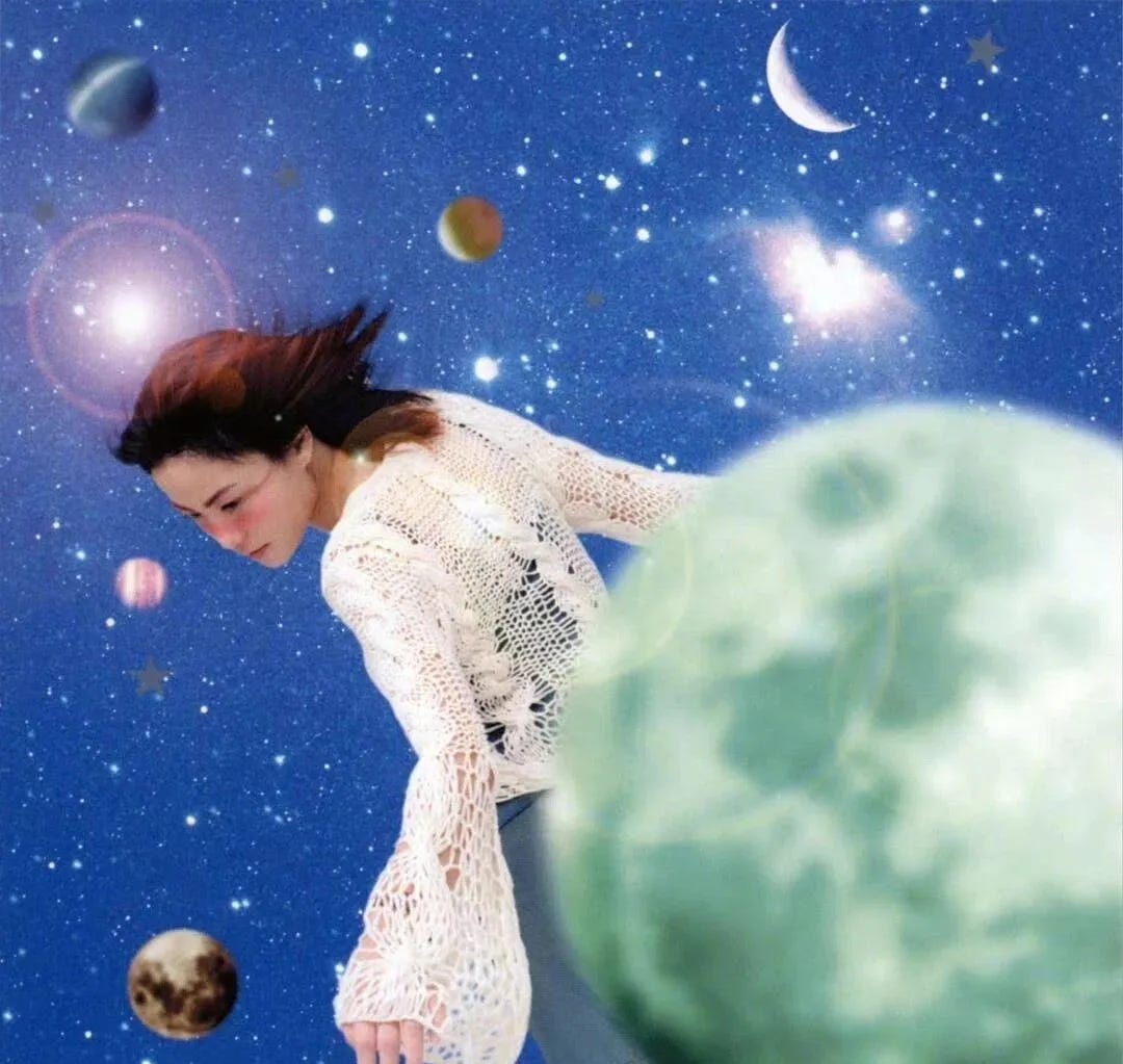 这两年很流行千禧年Y2K风格……|唱游|王菲|复古_新浪新闻