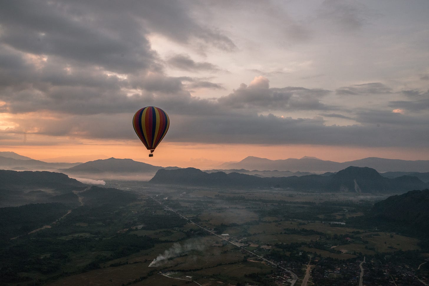 Review of Eula Biss’ The Balloonists by Leah Zacate Review of Eula Biss’ The Balloonists by Leah Zacate