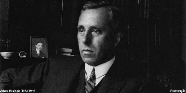 Diplomatizzando: Pausa para... uma aula de historia medieval - Jacques Le Goff sobre J. Huizinga Diplomatizzando: Pausa para... uma aula de historia medieval - Jacques Le Goff sobre J. Huizinga
