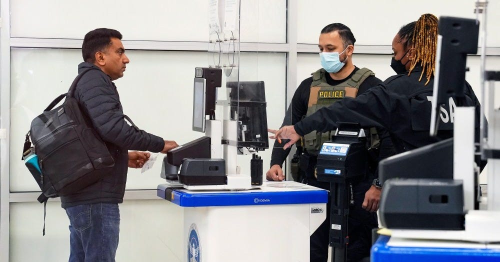 ICE at airports fails to shorten lines