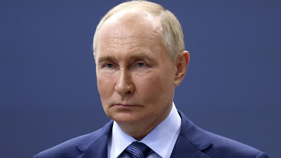 Russia's President Vladimir Putin attends a meeting with organizers of the "Russia" forum and exhibition, which celebrates the country's major achievements, in Moscow, Russia July 8, 2024. Sputnik/Artyom Geodakyan/Pool via REUTERS ATTENTION EDITORS - THIS IMAGE WAS PROVIDED BY A THIRD PARTY.