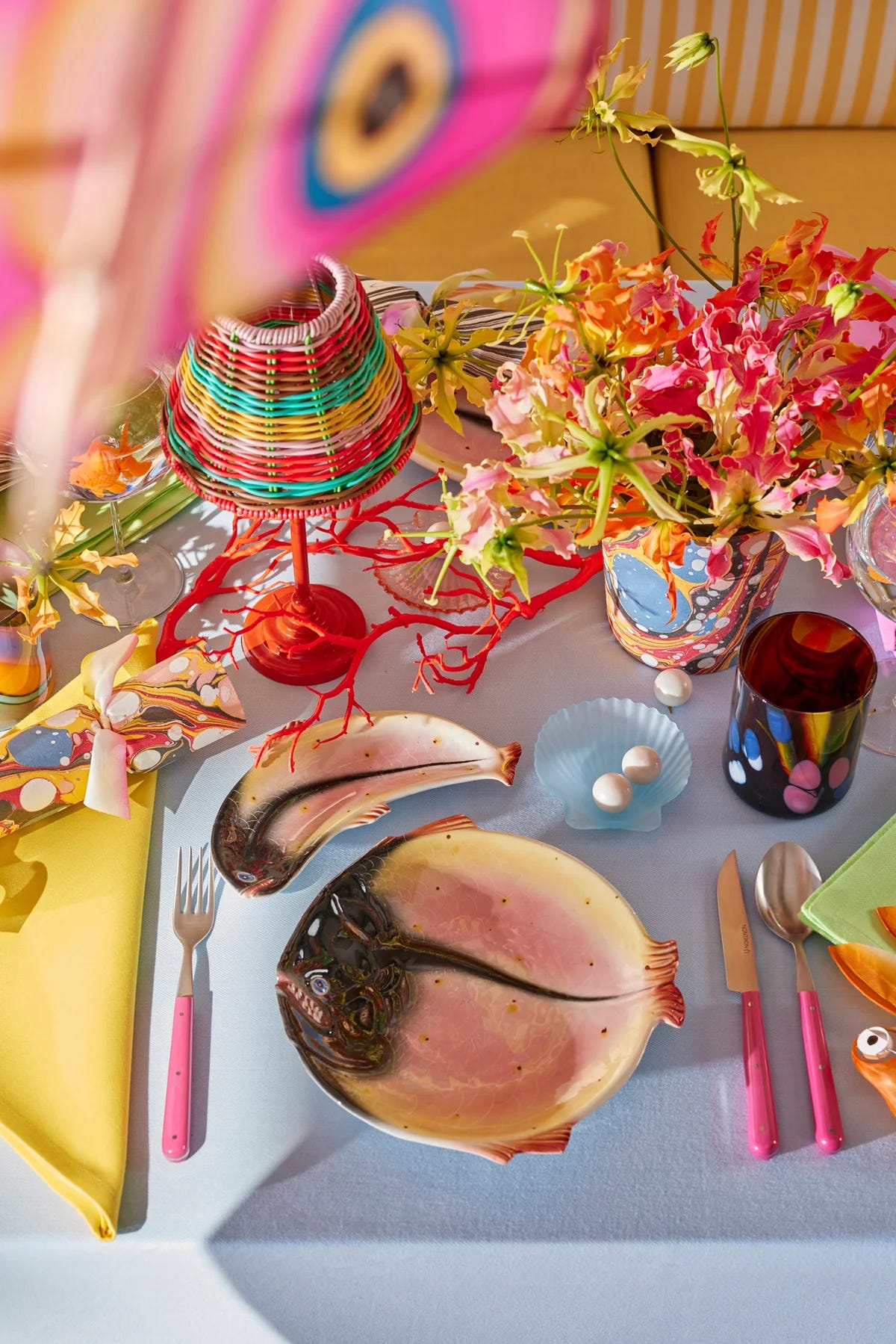 Marbled party ware
