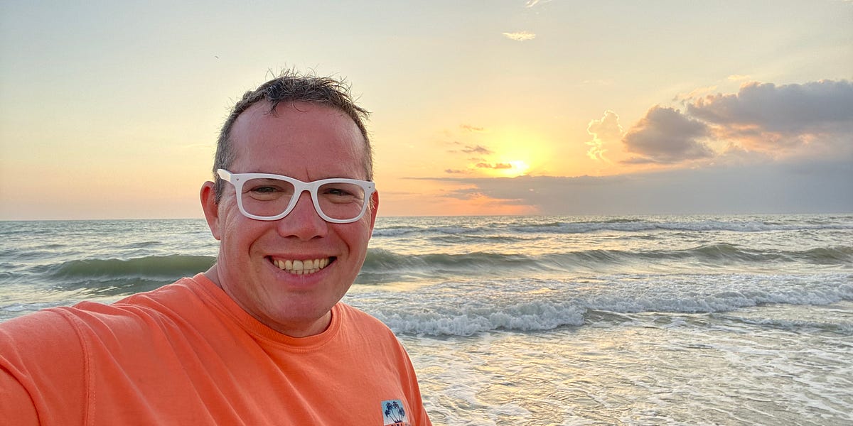 Blue Mind: Why We’re Happiest by the Water — and 10 Happiness Practices to Bring More “Blue” Into Your Life