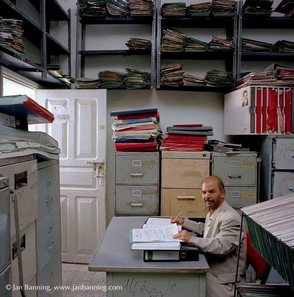 Bureaucracy_Yemen 14 / Bureaucratics - by Jan Banning