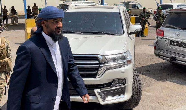 نائب رئيس مجلس القيادة الرئاسي أبو زرعة المحرمي يدلي بتصريح ناري فور وصوله  العاصمة عدن "وهذا ما قاله " - عدن 24