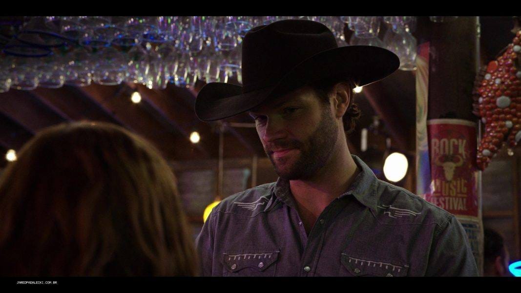 Jared Padalecki working cowboy drag for hot guy in bar on Walker set 3.16. Jared Padalecki working cowboy drag for hot guy in bar on Walker set 3.16.