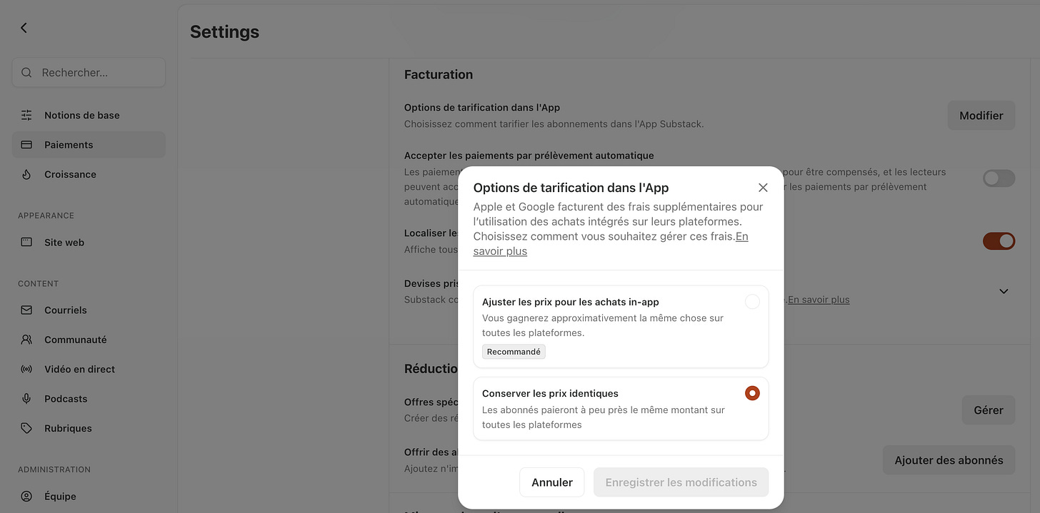 Options de tarification Substack pour les abonnements achetés dans l’application Apple : ajuster les prix des achats in-app ou conserver des prix identiques.