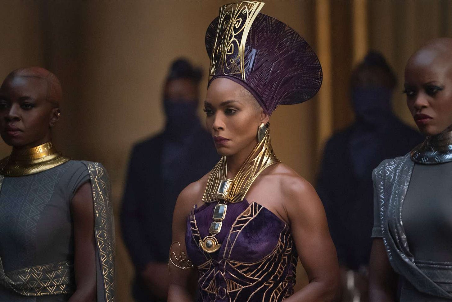 An ode to Black Panther star Angela Bassett's arms and their ...