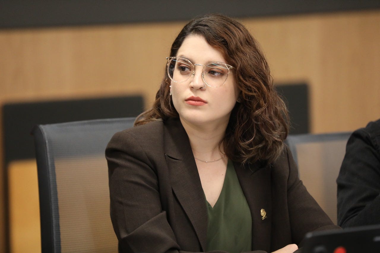 Diputada Vindas presenta amparo contra la alcaldía de Cañas