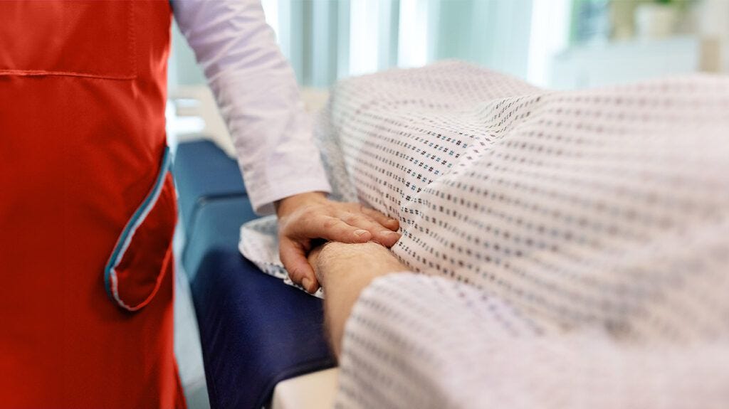 Rectal cancer: Treatment may reduce recurrence risk without surgery