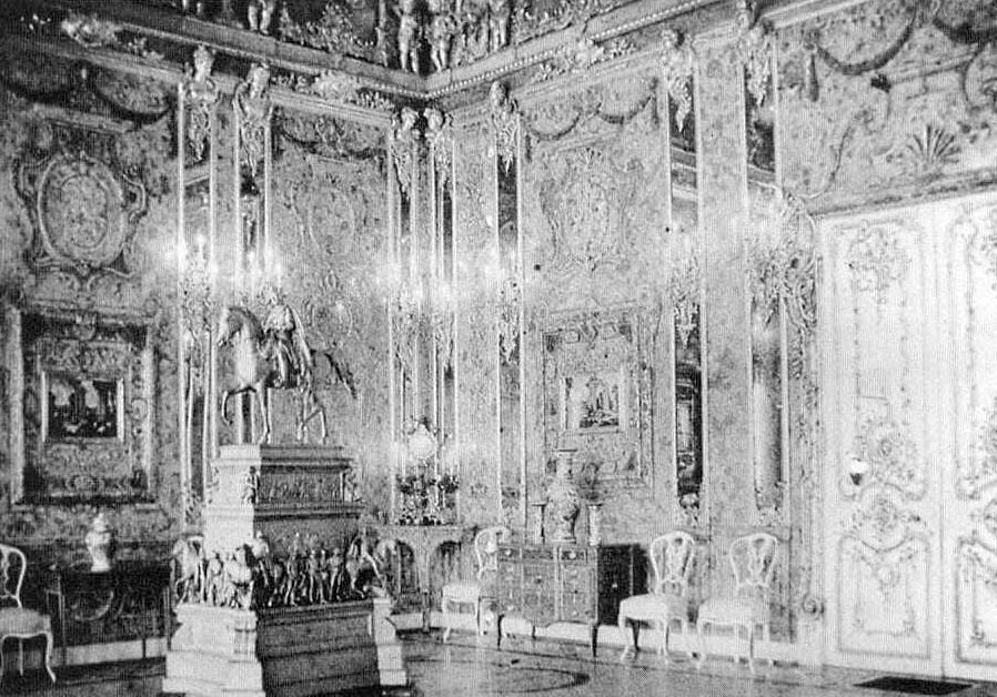 Sala de Âmbar Real (foto pré-guerra)