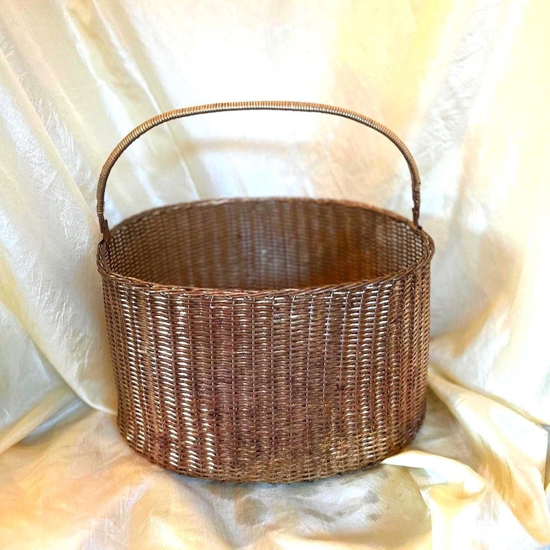 Large Vintage Solid Brass Woven Basket | Mid Century India Brass Magazine Holder | Cottage Farmhouse| Brass Basket Planter| Unique Basket image 1