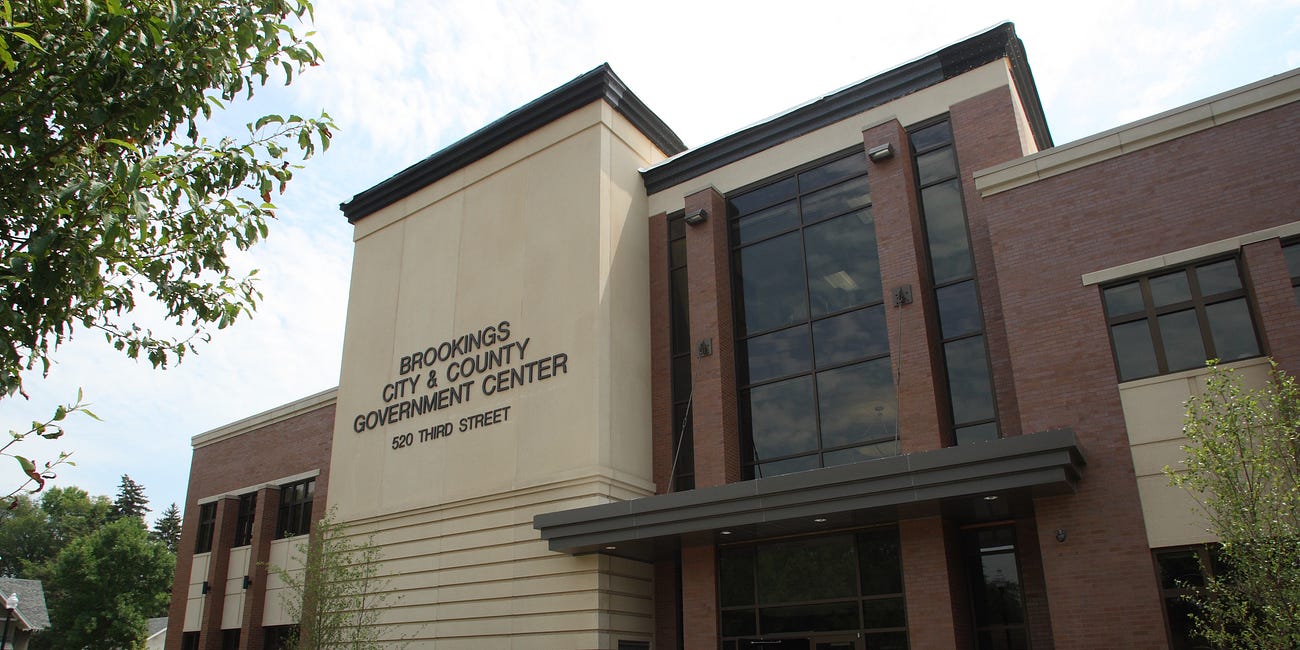 Brookings weighs future of local news after Register closes