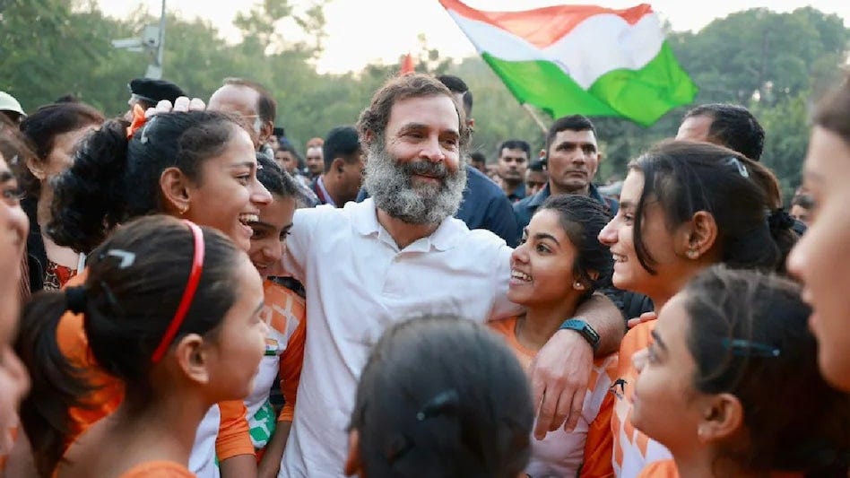 कल सुबह राजघाट पहुंचेंगे राहुल गांधी, नेहरू-इंदिरा-वाजपेयी को भी देंगे  श्रद्धांजलि - rahul gandhi bharat jodo yatra delhi rajghat smriti sthal  atal bihari vajpayee ntc - AajTak