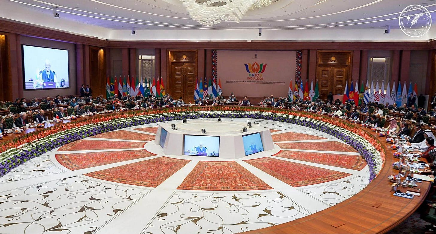 Leaders of BRICS member states, partner countries, and invitees attended the closed session of the 18th BRICS Summit on Saturday