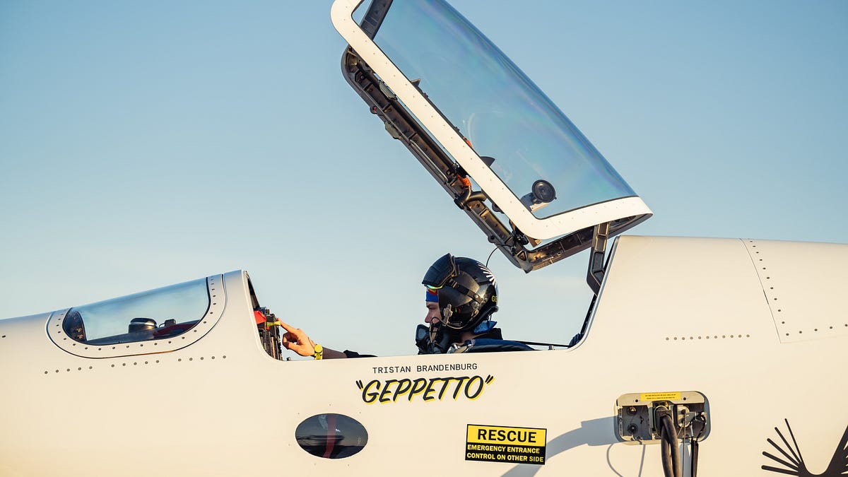 In-depth interview with supersonic XB-1 test pilot Tristan